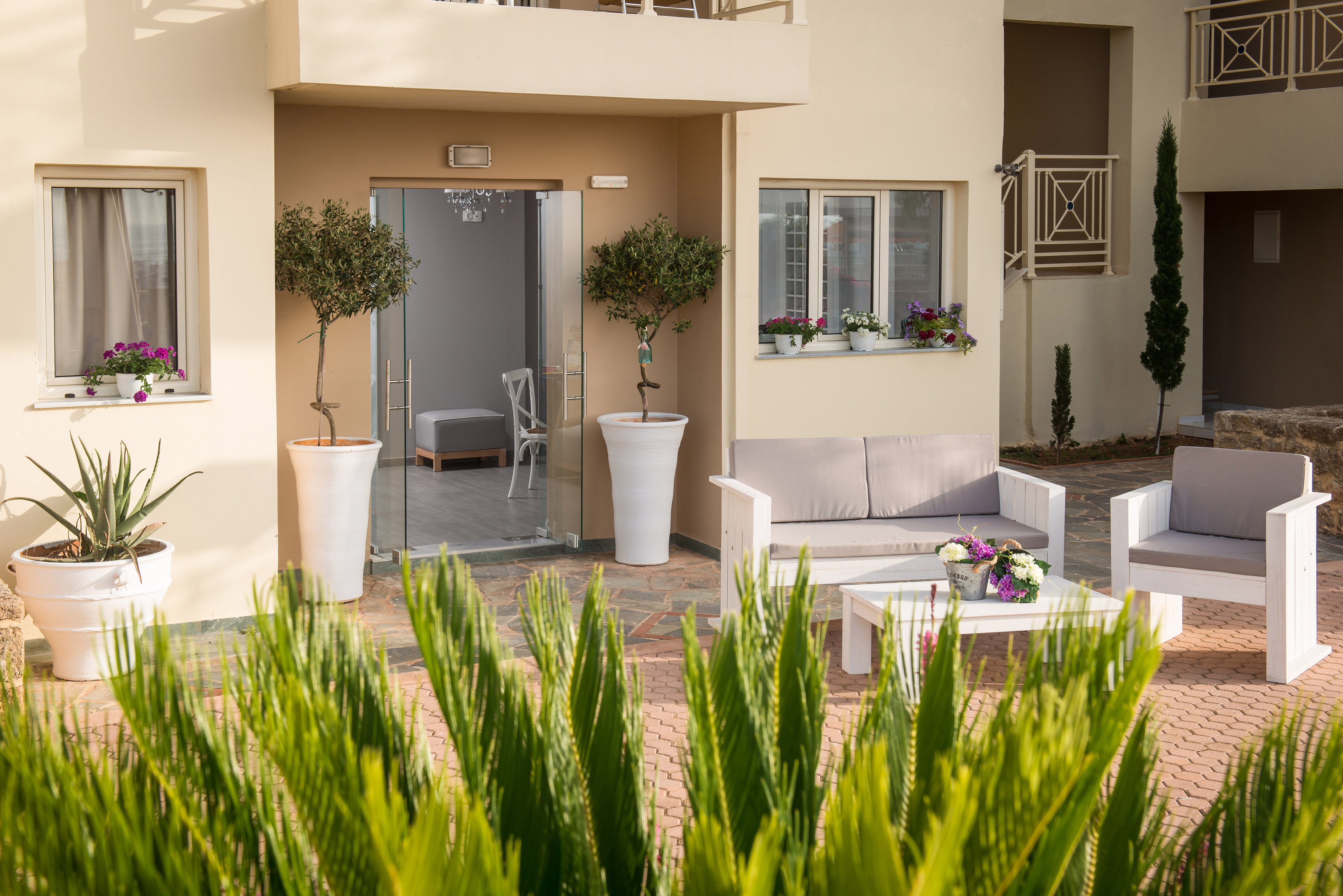 Notos Heights Hotel & Suites